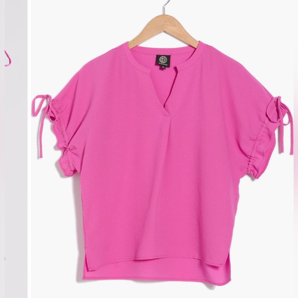 New! Bobeau Women's Pink “rosebud” Top with Tie Sleeves Size Medium - Picture 3 of 16